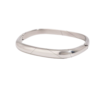 Linea Bangle